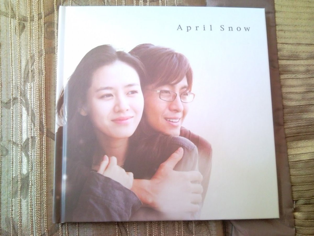 April Snow Premium Box Japan (22).jpg