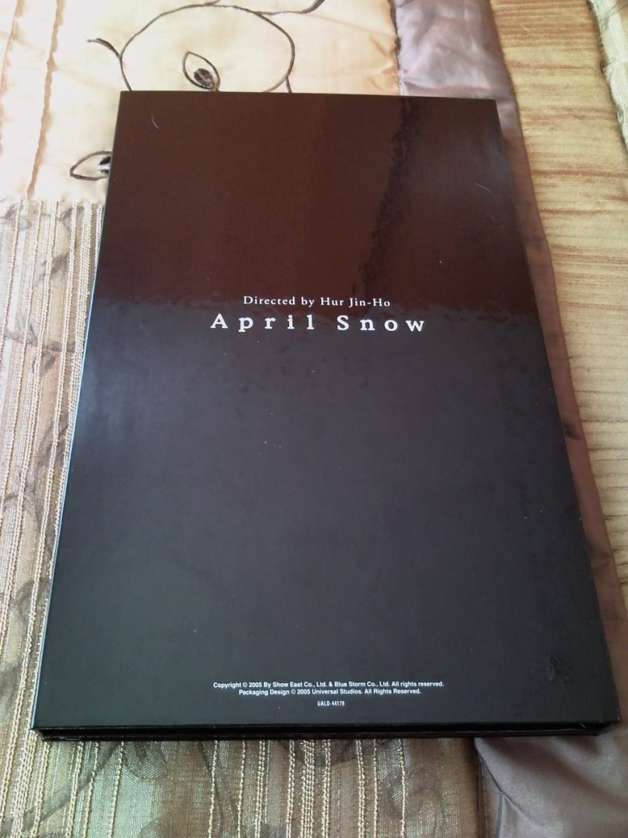 April Snow Premium Box Japan (8).jpg
