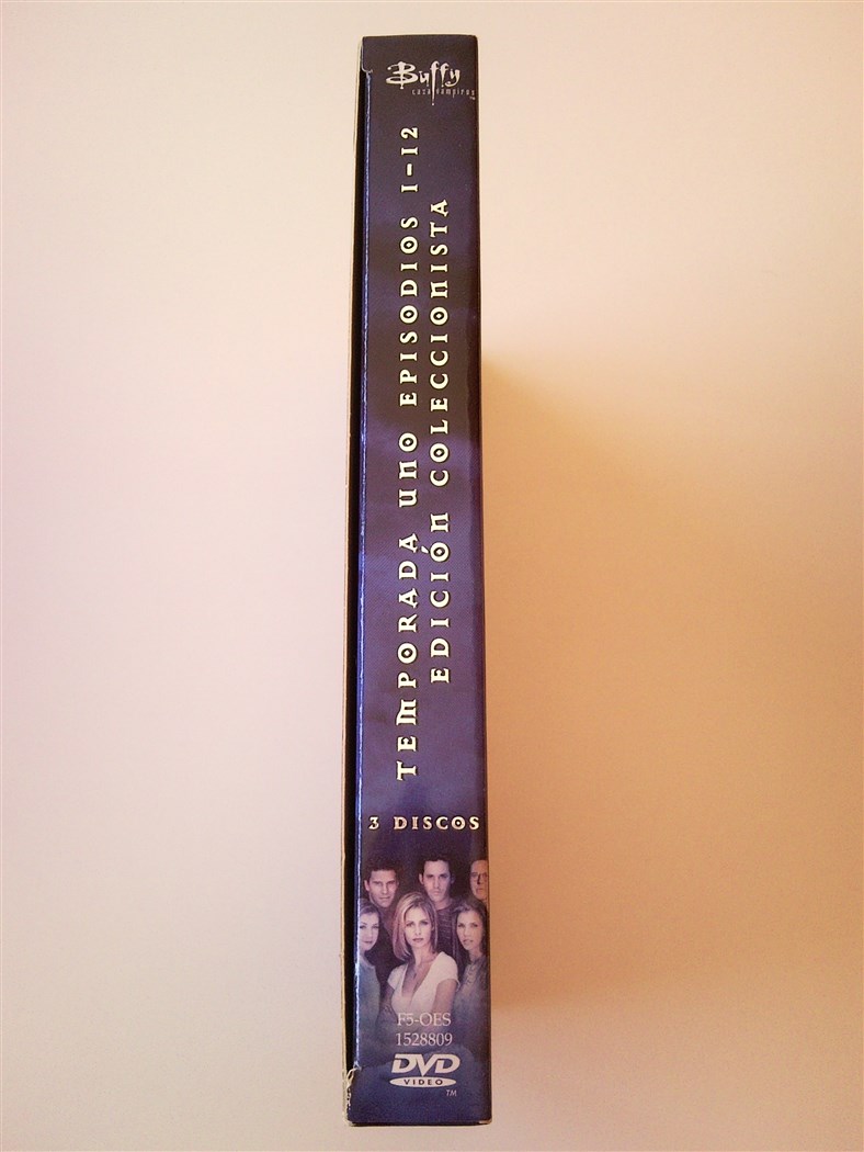 Buffy Cazavampiros - Edición Coleccionista Digipak ESP (7).jpg