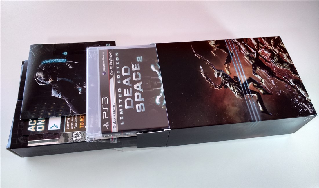 Dead Space 2 Collector Edition Usa (32).jpg
