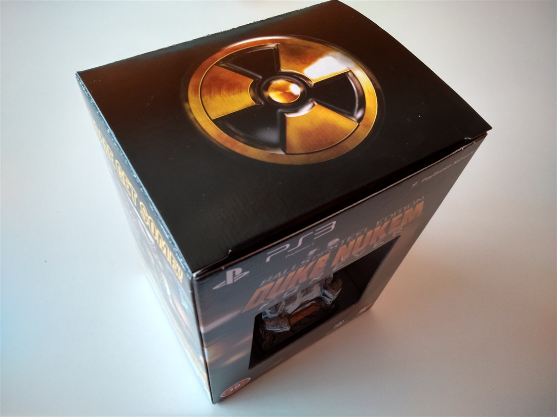 Duke Nukem Forever Balls of Steel Edition UK (2).jpg