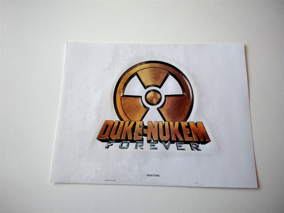 Duke Nukem Forever Balls of Steel Edition UK (25).jpg