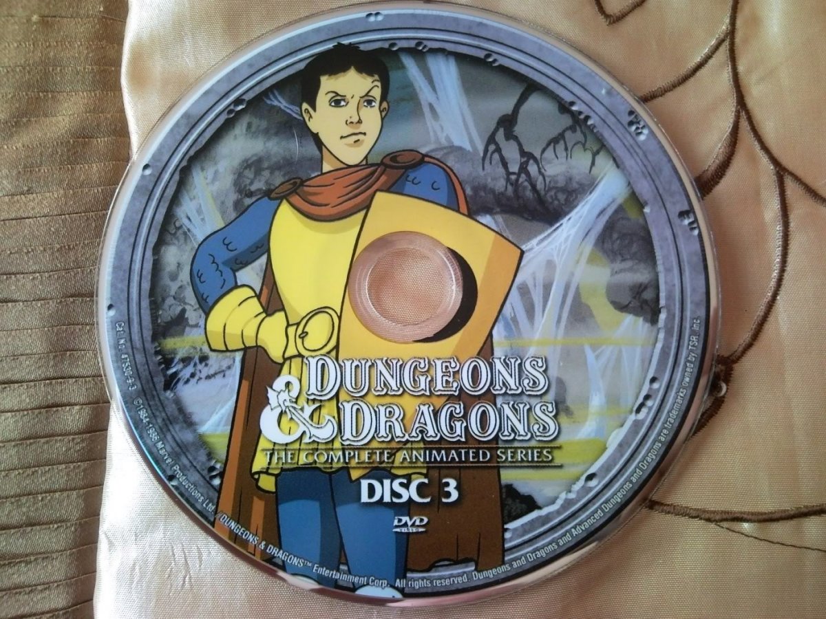 Dungeons and Dragons Complete Animated Series Limited Edition Usa (23).jpg
