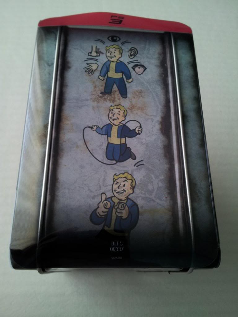 Fallout 3 Collector's Edition Spain (6).jpg