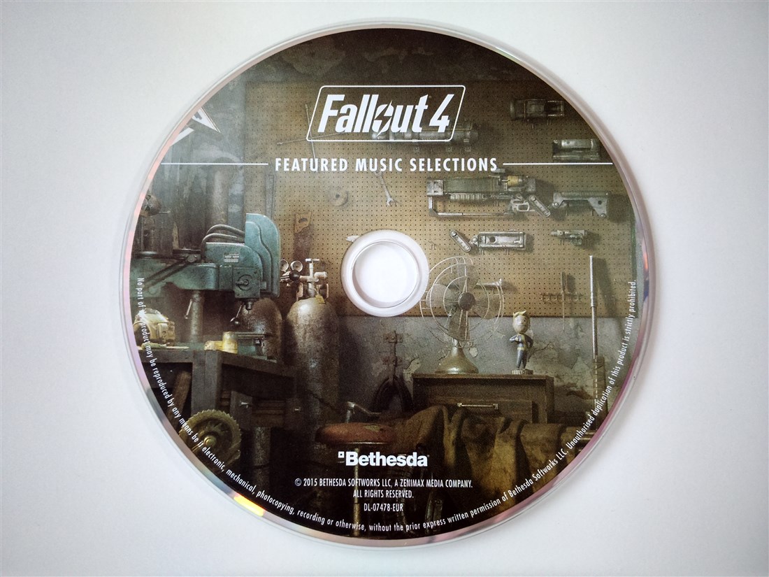 Fallout 4 Book + Soundtrack Exclusive Amazon UK (24).jpg