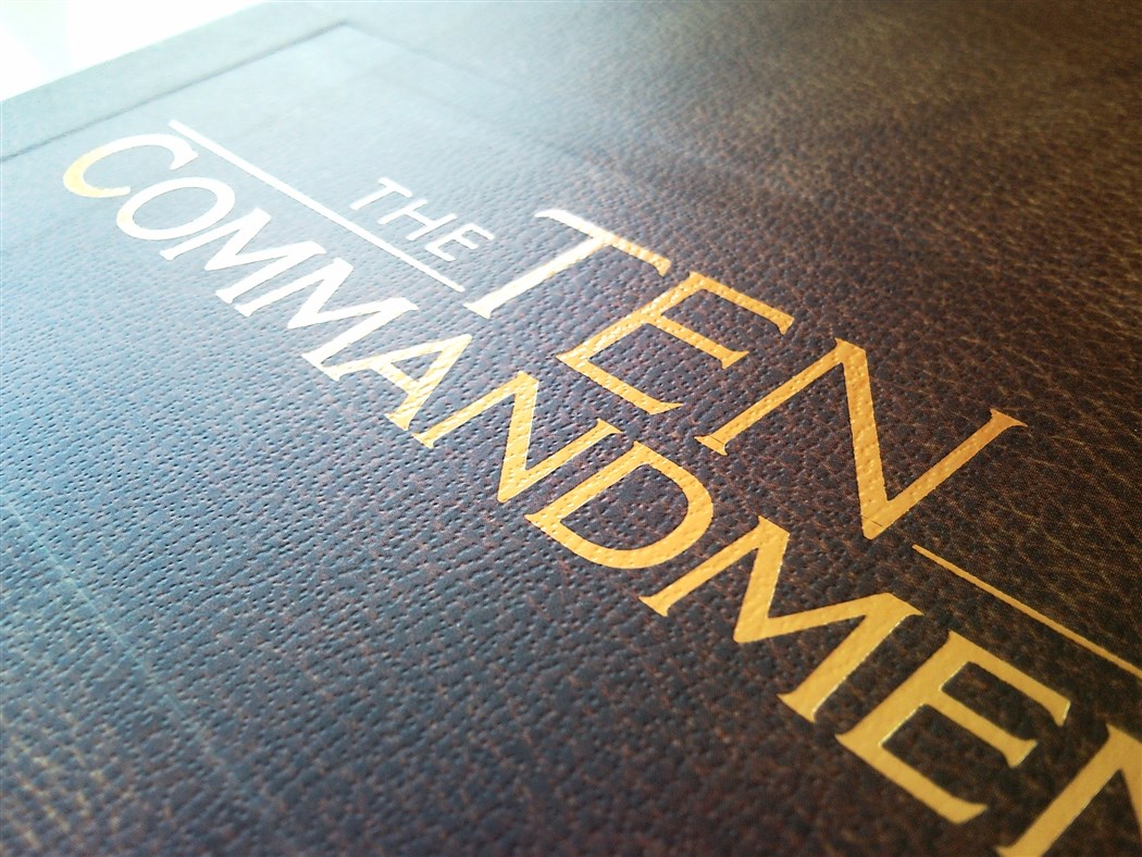 The Ten Commandments - Emmy Promotional Edition USA (5).jpg