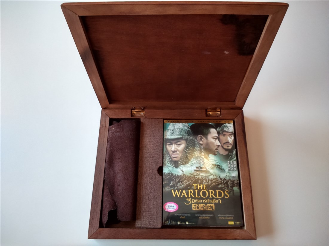 The WarLords Limited Collector Wooden Box TAI (14).jpg