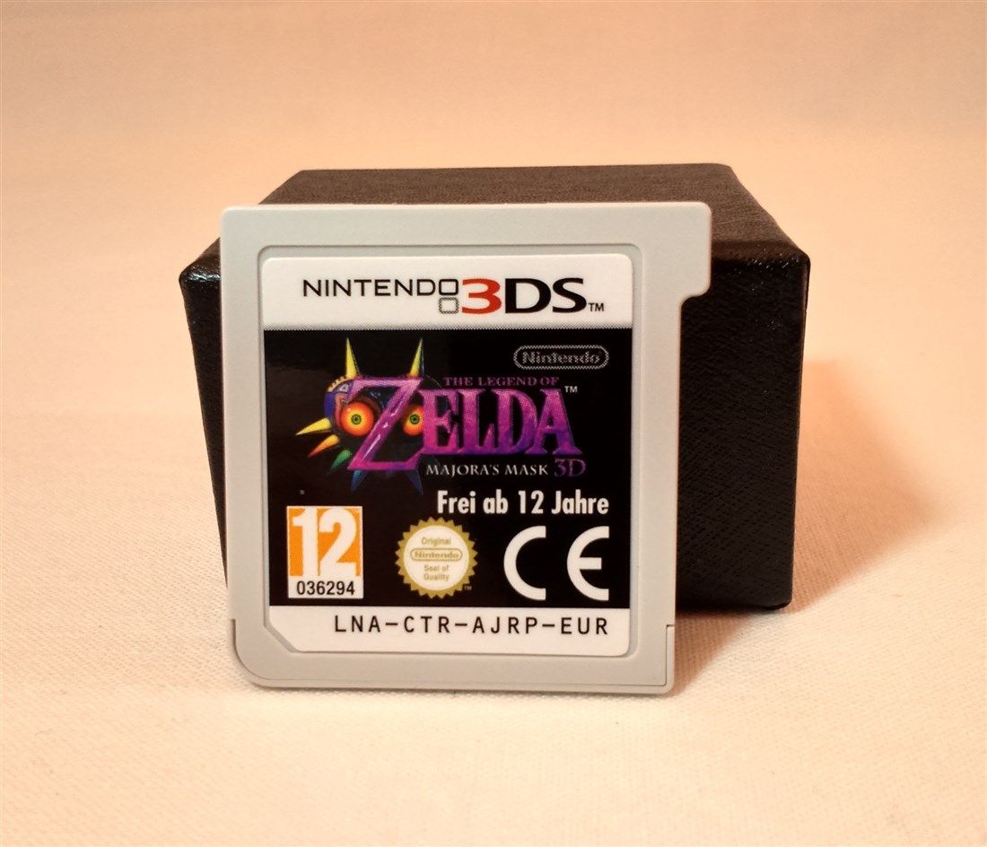 Zelda Majoras Mask 3D Special Edition ESP (73).jpg